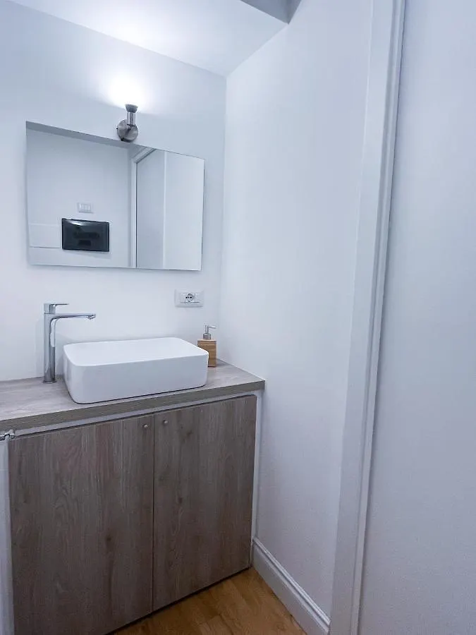 Holiday home Cozy Apartment Close To Milano Centrale - Loreto Italy